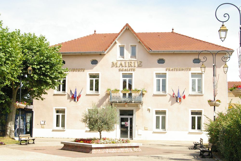 ...Mairie 2 Face